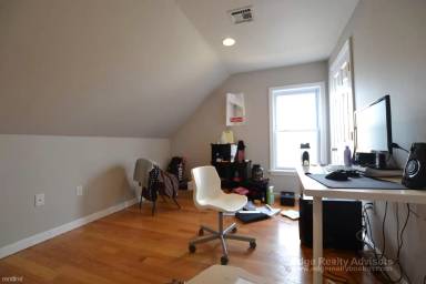 Main picture of 51 Allston St