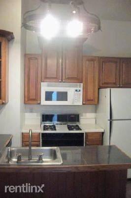 Main picture of 2525 N Orchard St