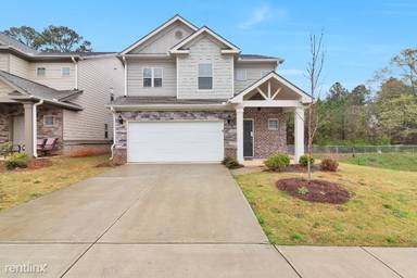 Main picture of 208 Daisy Cir
