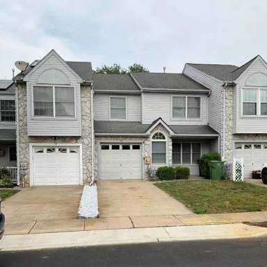 Main picture of 19 Shady Brooke Ln