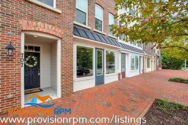 Main picture of 707 Skippers Ln
