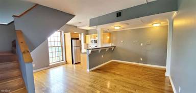 Main picture of 30 E Grand Ave