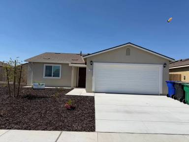 Main picture of 1696 Hume Lake Ave