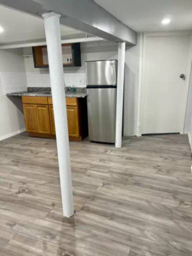Main picture of 11956 Farmers Blvd