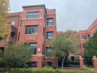 Main picture of 654 W Aldine Ave Unit G
