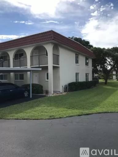 Main picture of St Lucie Gardens