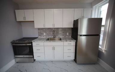 Main picture of 15 Orchard St