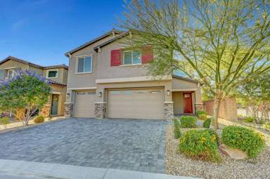 Main picture of 7447 Ardenno St