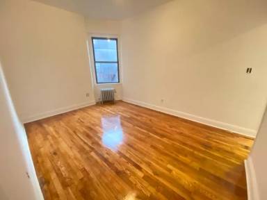 Main picture of 13824 77th Ave