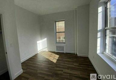 Main picture of 1295 Pacific St