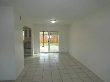 Main picture of 1140 W Creston St