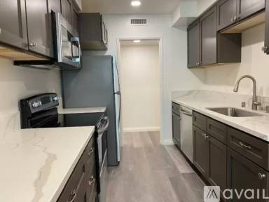 Main picture of 540 Kelton Ave