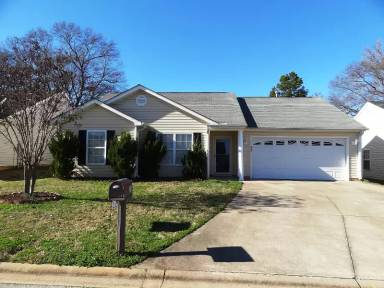 Main picture of 555 Hamilton Chase Dr