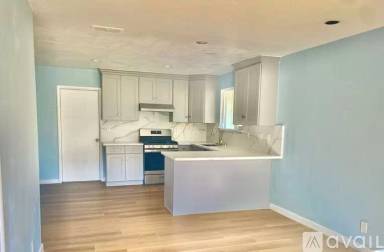 Main picture of 535 Patricia Ln