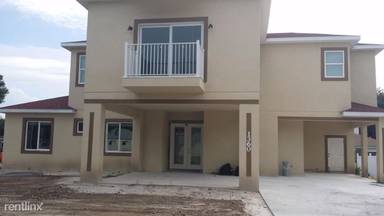Main picture of 1360 Lakeview Ave