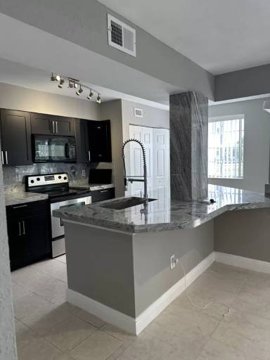 Main picture of Lakeview Club