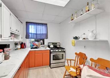 Main picture of 706 Mahantongo St