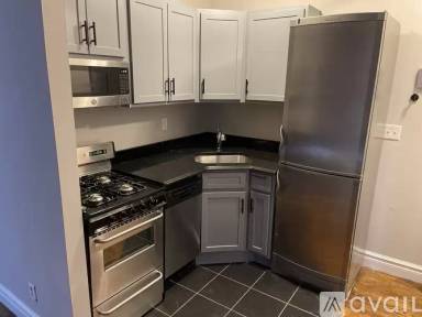 Main picture of 416 E 13th St