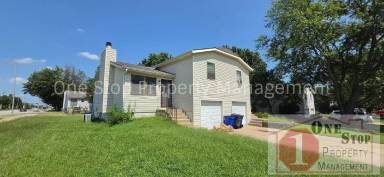 Main picture of 1302 E 152nd Ter