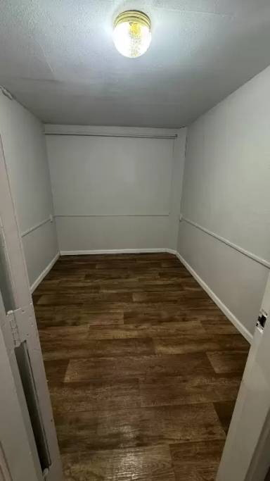 Main picture of 639 10th Ave