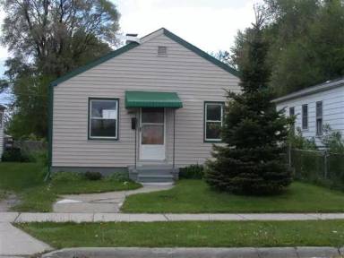 Main picture of 2236 John B Ave