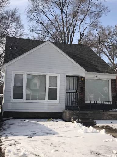 Main picture of 20111 Tracey St