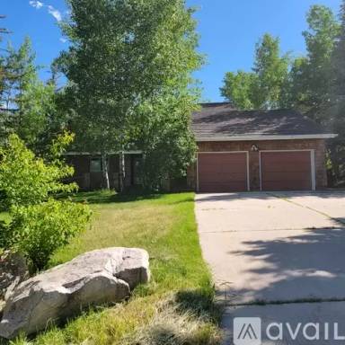 Main picture of 3571 Wagon Wheel Cir