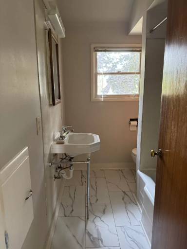 Main picture of 4530 NE 74th Ave