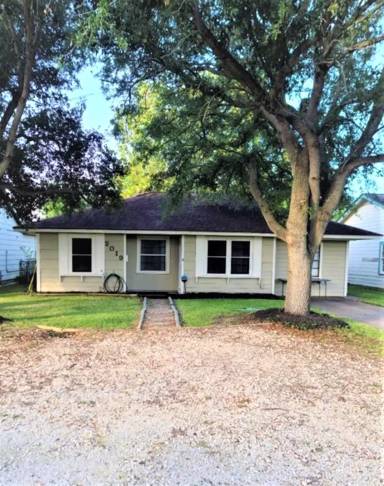 Main picture of 2019 N Avenue H