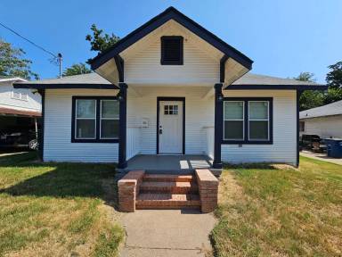 Main picture of 3618 Jeffries St