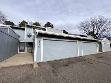 Main picture of 2764 S Kenton Ct