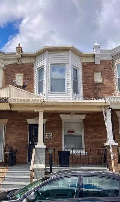 Main picture of 2928 N Taney St