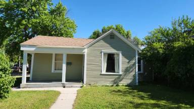 Main picture of 2201 7th Ave N