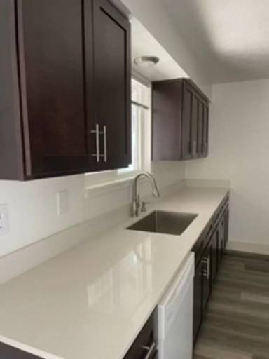 Main picture of 220 Trees Ct