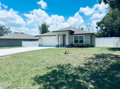 Main picture of 2060 Everest St