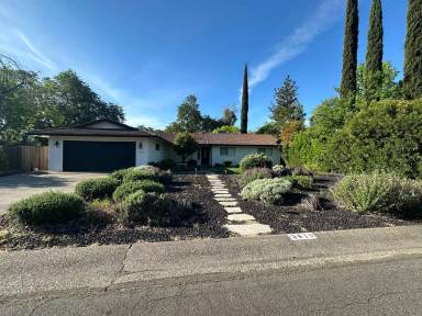 Main picture of 3615 Riverview Dr