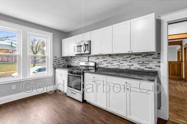 Main picture of 357 Vermont St