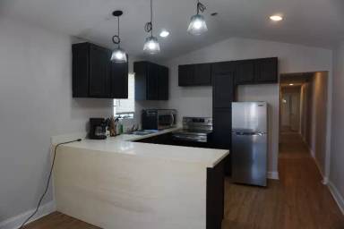Main picture of 1019 Lizardi St
