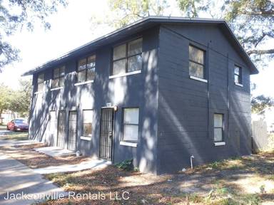 Main picture of 2821 Moncrief Rd