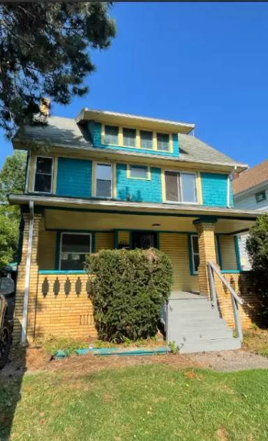 Main picture of 480 E 120th St