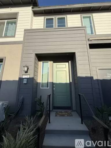 Main picture of 4276 S Montoya Paseo