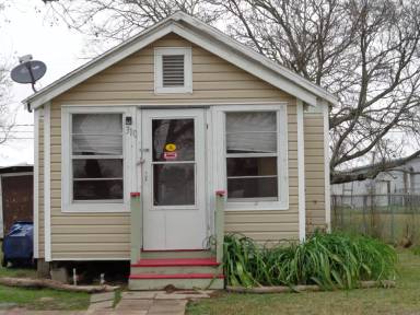 Main picture of 310 S Avenue D