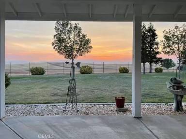 Main picture of 5650 Janine Way