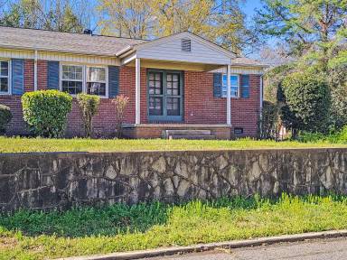 Main picture of 405 W Harvie Ave