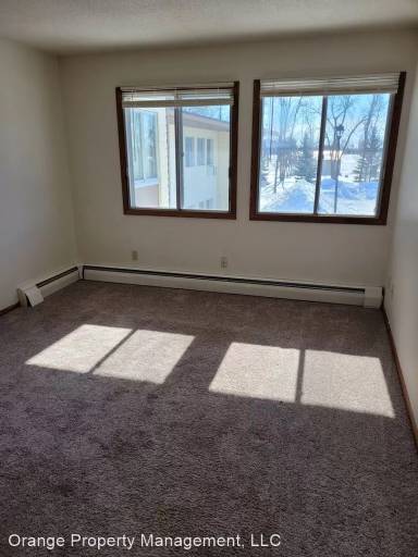 Main picture of Pineview Apartments