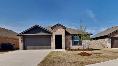 Main picture of 2825 Otis Ln