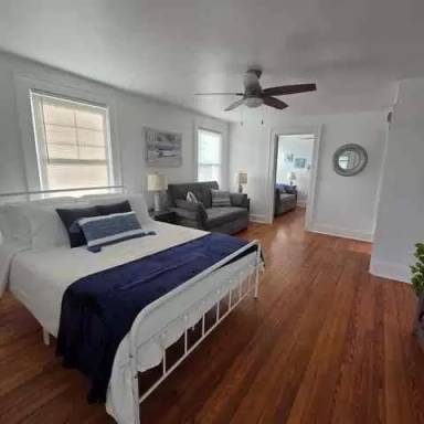 Main picture of 89 Main Ave