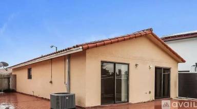 Main picture of 2555 W 65th St