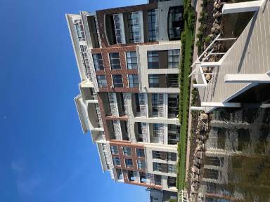 Main picture of 128 W Wisconsin Ave