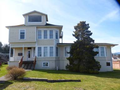 Main picture of 1132 E 4th St
